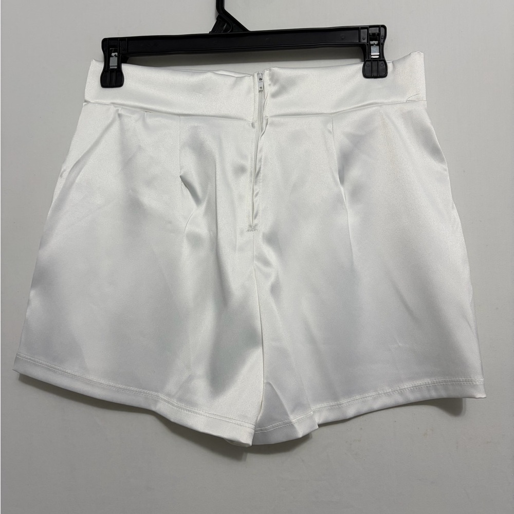 Windsor women’s Size S White High Waisted Dressy Shorts NWOT (A380)✨ - Picture 4 of 8